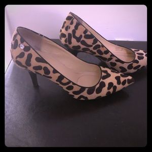 Calvin Klein  size 7M